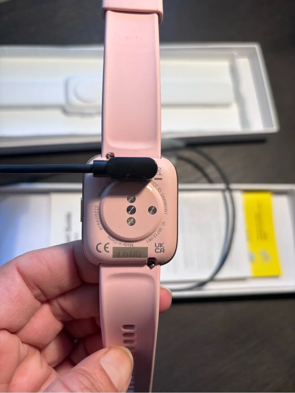 Pink Smartwatch - Women's Fitness Wearable